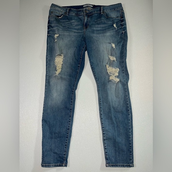 Torrid Denim Distressed Women's Skinny Jeans Size 20XT - Picture 3 of 10